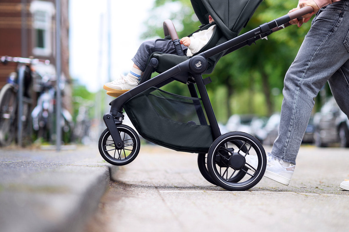 cybex agis m-air 4 Maxi Cosi Oxford Stroller - Essential Black