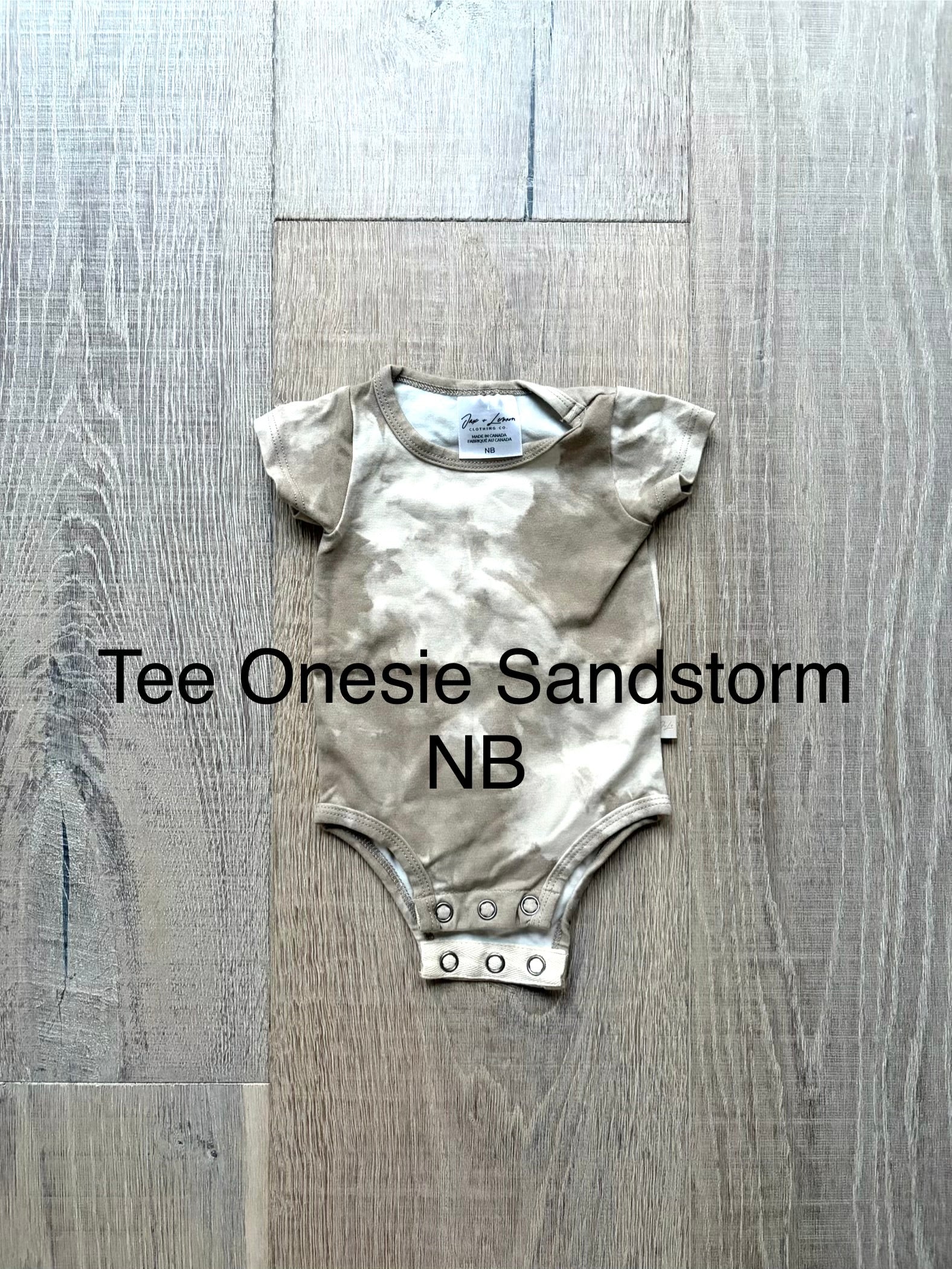 J&L Tee Onesie Sandstorm NB